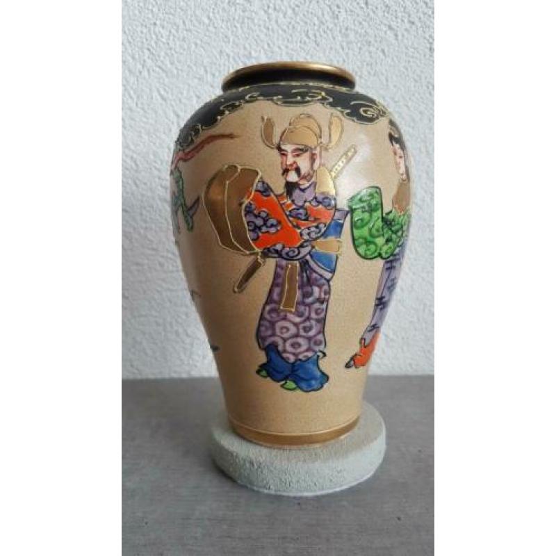 Aardewerk oosters pot vaas
