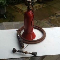 Te koop een karwei gas brander en enkele type lijm tangen