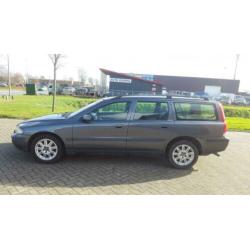 Volvo V70 2.4 D5 Comfort Line (bj 2003)