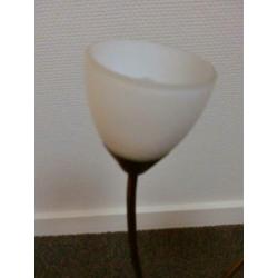 Mooi schemerlampje!! Met messing voet!