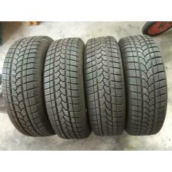 Thule Dakdragers en Winterbanden voor opel Astra type G