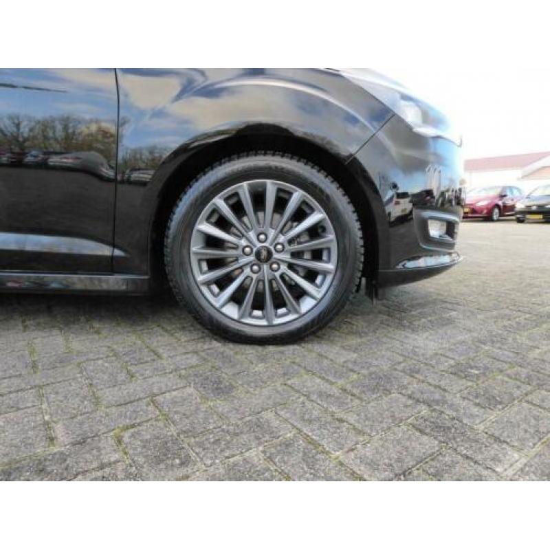 Ford C-MAX Ecob.125PK SPORT *17-INCH/CAMERA/STYLING PACK/4 J
