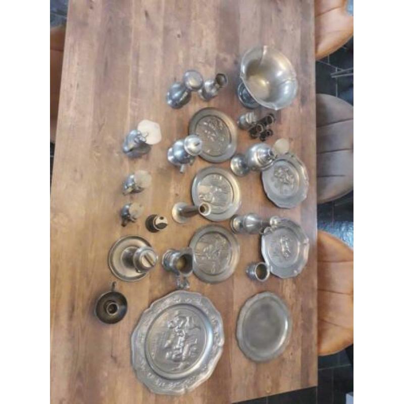 borden schalen aansteker vaasjes etc. van tin