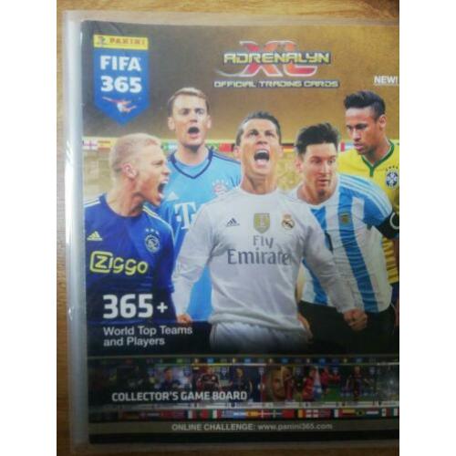 Fifa 365 Boek met veel zeldzame kaartjes