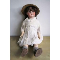 decoratieve antieke pop