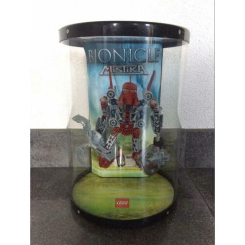 Winkel display bionicle mistika no 8689 jaar 2008