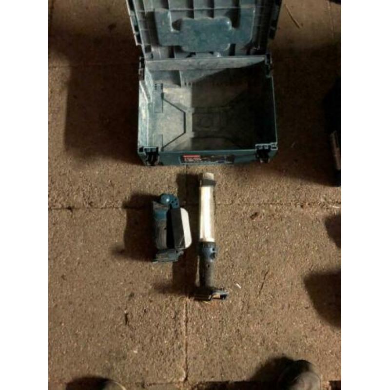 compleet elektrisch gereedschap makita + loodgieters gereed