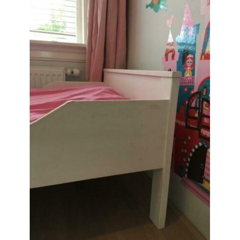 Kinderbed (junior) met lattenbodem en matras