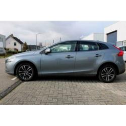 Volvo V40 2.0 D2 Nordic+ + Full Led + Navi + LMV + Standkach