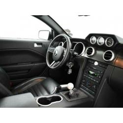 Ford USA Mustang SHELBY GT500 5.4 V8 SUPERCHARGED 800 PK 6-B