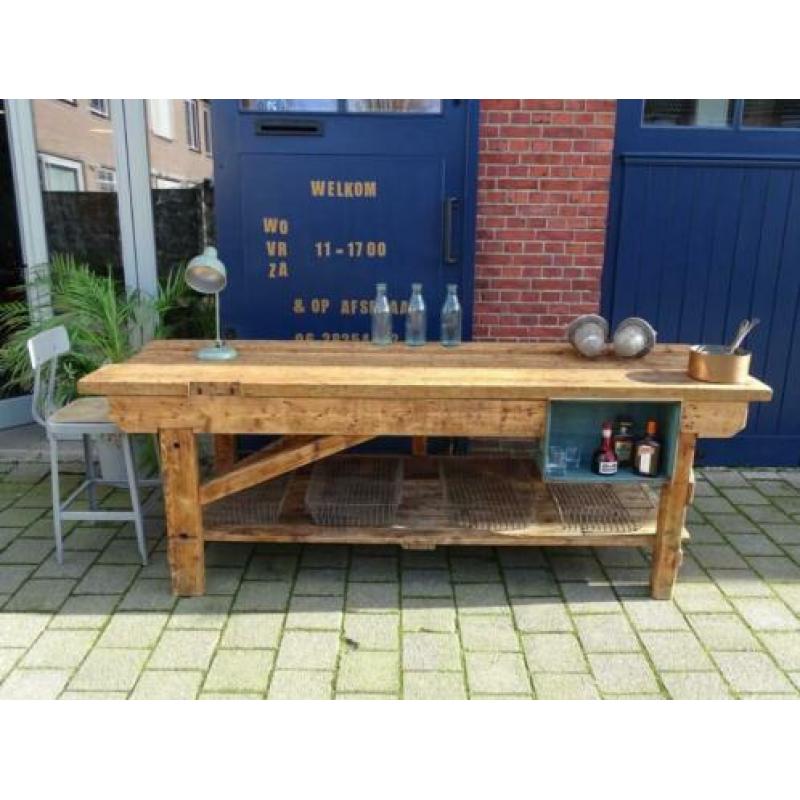 Prachtige grote oude houten werkbank, werktafel