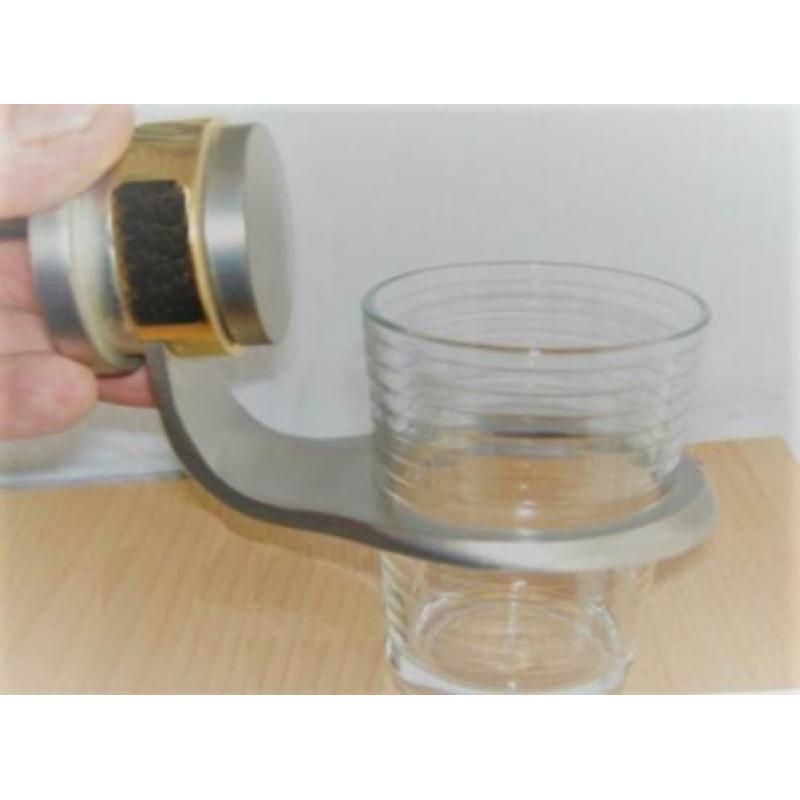 Keuco glashouder mat-chroom met gouden sierring en glazen d
