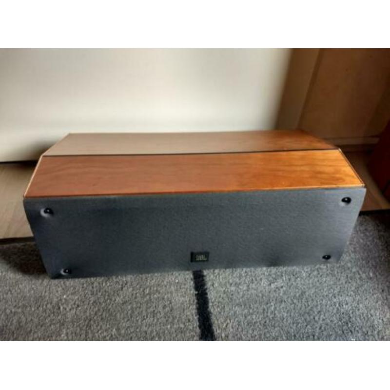 JBL xti 10 center speaker. zie omschrijving