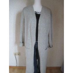PRACHTIG VEST van ATMOSPHERE. Maat:M/L