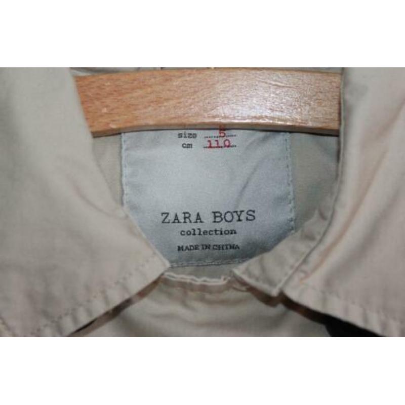 Beige trenchcoat van Zara maat 110 (3355)