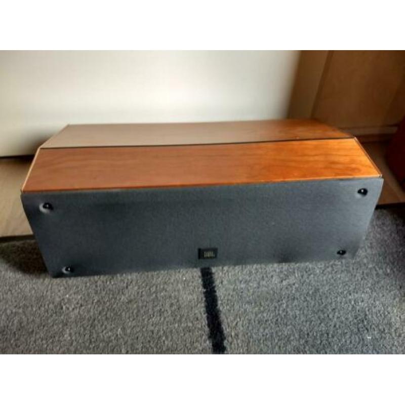 JBL xti 10 center speaker. zie omschrijving