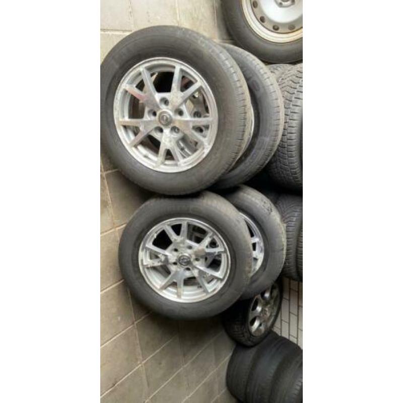 Opel zomerbanden met velgen 16 inch