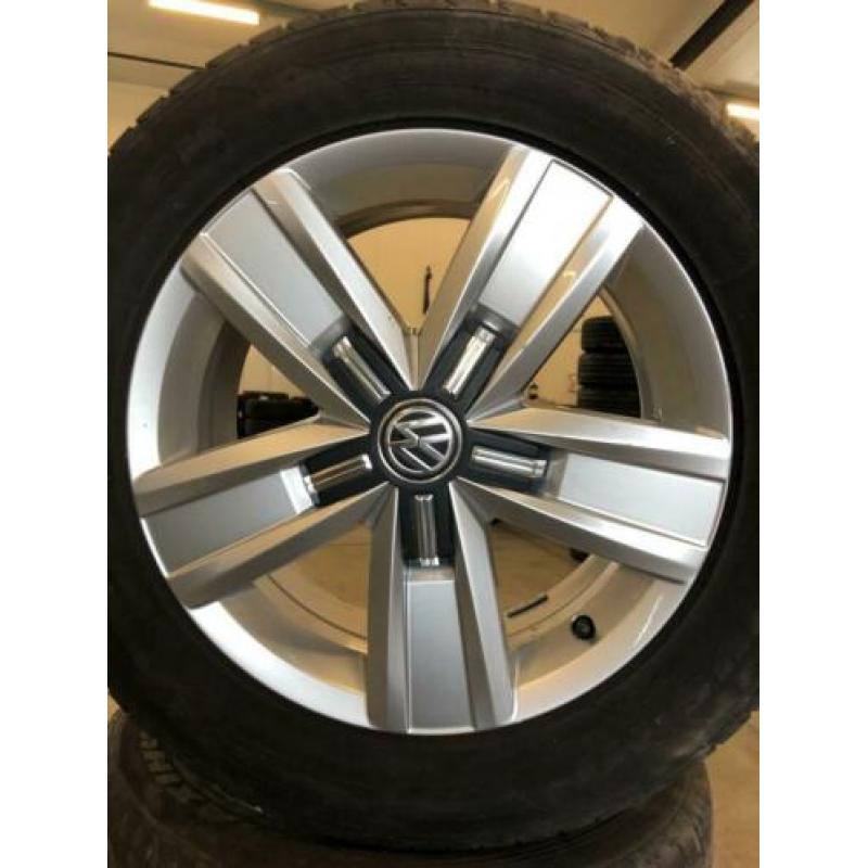 origineel 17 inch vw transporter t5 t6 velgen met zomerbande
