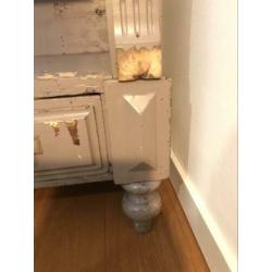 Antieke kast eind 19de eeuw