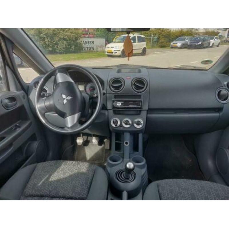 Mitsubishi Colt 1.3 Intro Edition