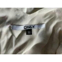 Only mouwloze vlinder top maat 36