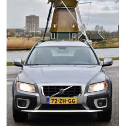 Volvo XC70 2.4 D5 Momentum Automaat, Leder, Volledig dealer