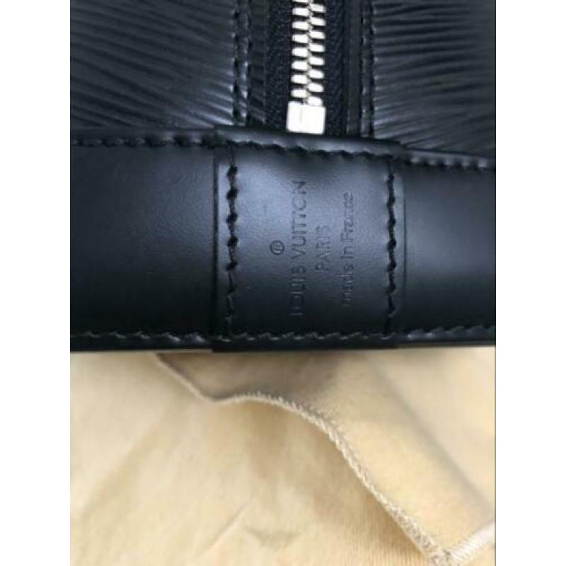 Louis Vuitton Alma MM epi black nieuw origineel met bon
