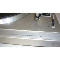Philips platenspeler F7124