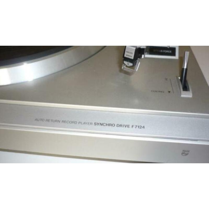 Philips platenspeler F7124