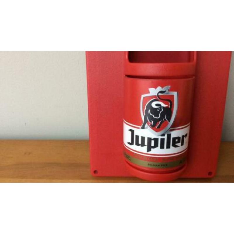 Jupiler. Bieropener met grote magneet. Carnaval!