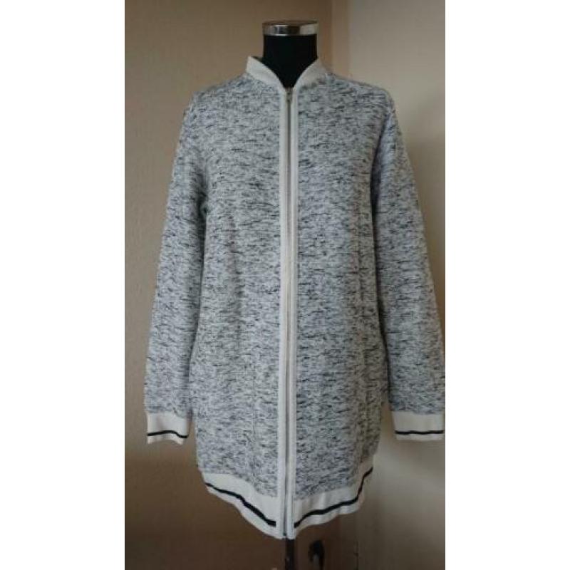 Witte lange vest van Modstrom mt M