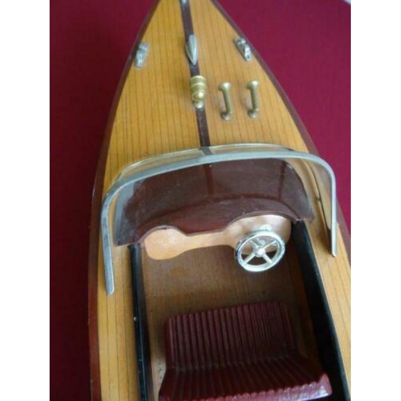 modelbouw speedboot 1930 houten motorboot boot schaalmodel