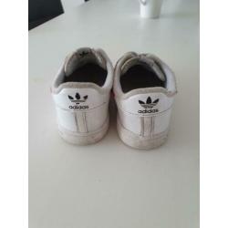 Adidas continental maat 27