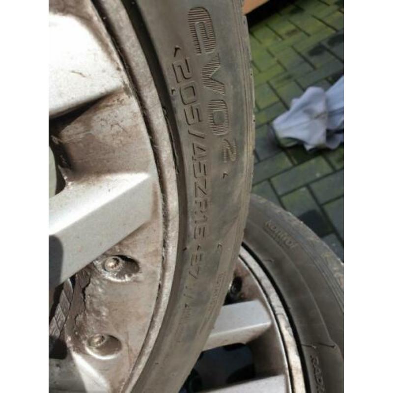 4 velgen + banden 5x100 (komen van een VW Polo)