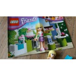 Lego friends 3930 Stephanie's buitenkeuken.