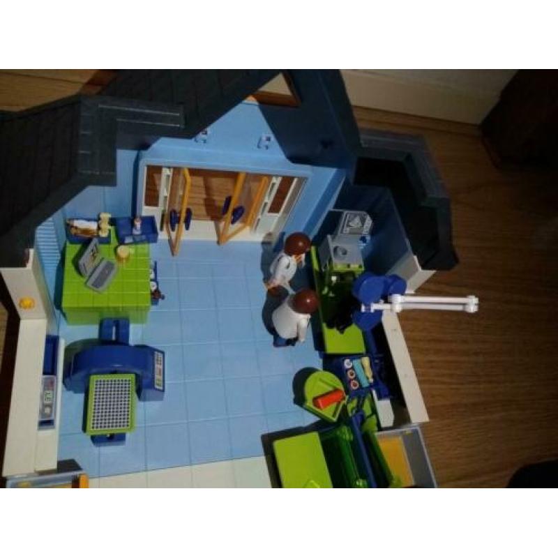 Playmobil dierenkliniek