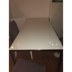 Eetkamer tafel