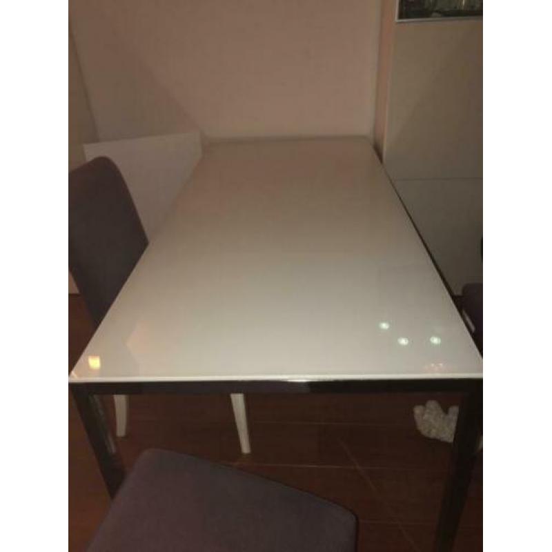 Eetkamer tafel
