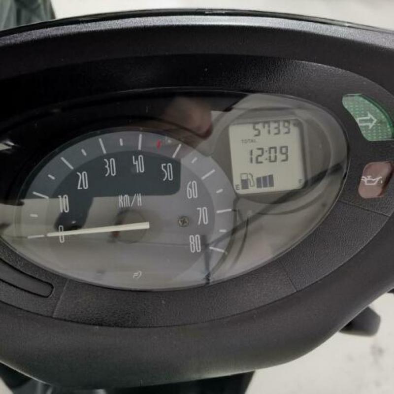 Nette scooter yamaha neo's 2006. 5739km