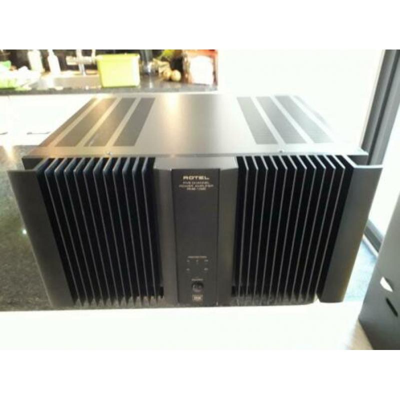 Rotel RMB-1095 5 kanaals 200 watt
