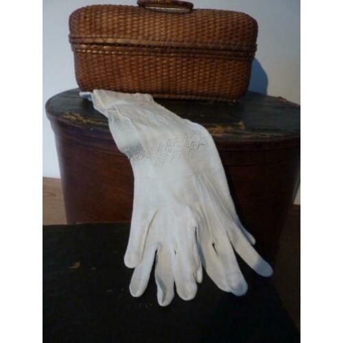 Antieke katoenen handschoentjes
