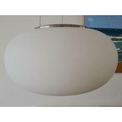 2 melkglazen hanglampen