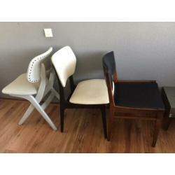 4 hippe vintage teak stoelen jaren 60 SETPRIJS