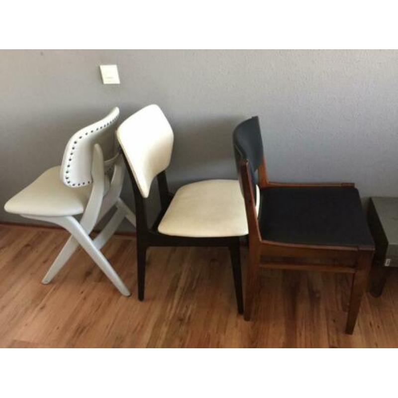 4 hippe vintage teak stoelen jaren 60 SETPRIJS