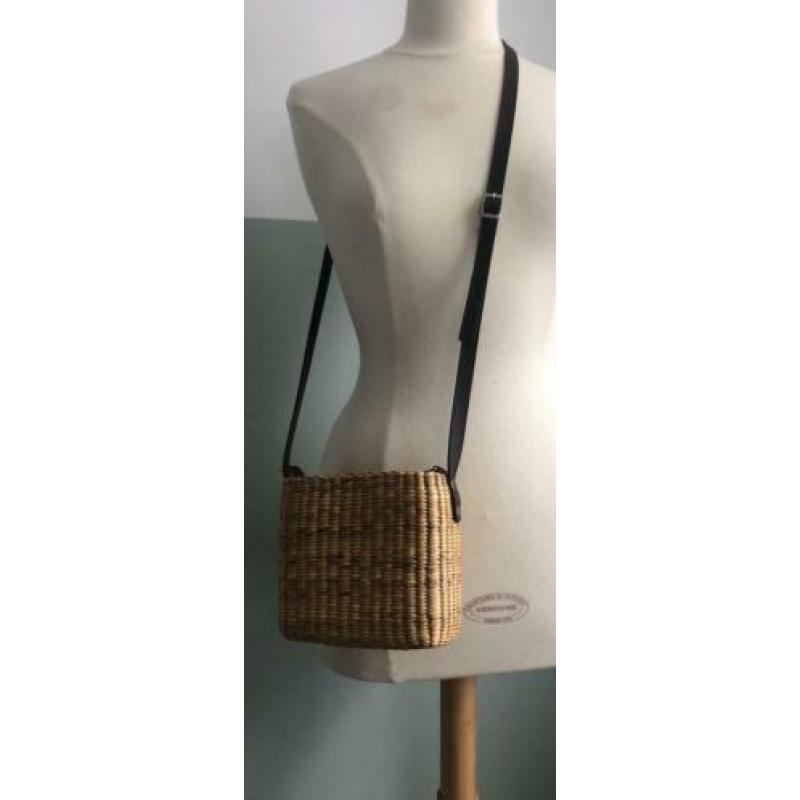 Leuk hip vintage tasje rotan