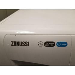 Nette jonge Zanussi lindo 300 wasmachine 8kg met garantie