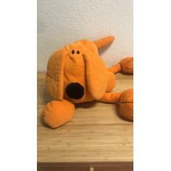 Grote bang on the door knuffelhond. Nieuw