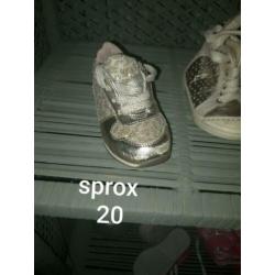 Sprox meisjessneaker maat 20