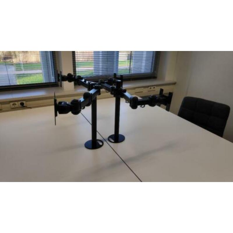 Stevige dubbele monitorarmen