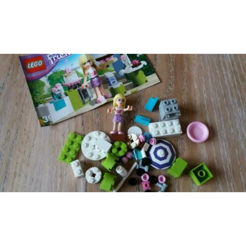 Lego friends 3930 Stephanie's buitenkeuken.